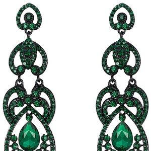 Emerald green chandelier earrings